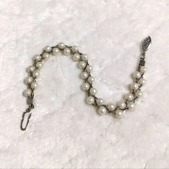 Vintage 90's Weaved Double Strand Faux Pearl Rhodium Plated Bracelet - Picture 9 of 10